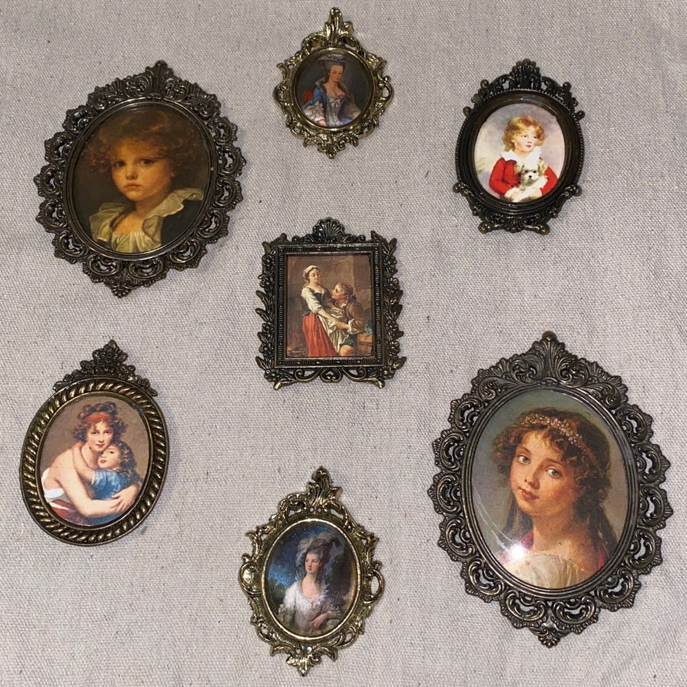 Vintage Mini Victorian Queen Marie Antoinette Metal Frame Silk Portrait Lot (2) - Picture 6 of 6